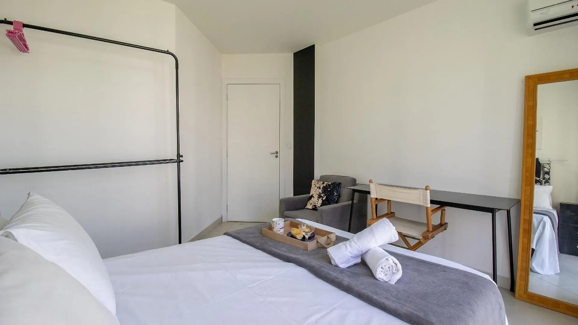 Prg31 - 4 Dr, Prox Ao Shopping Atlantico, Garagem Apartment Balneario Camboriu 0*,