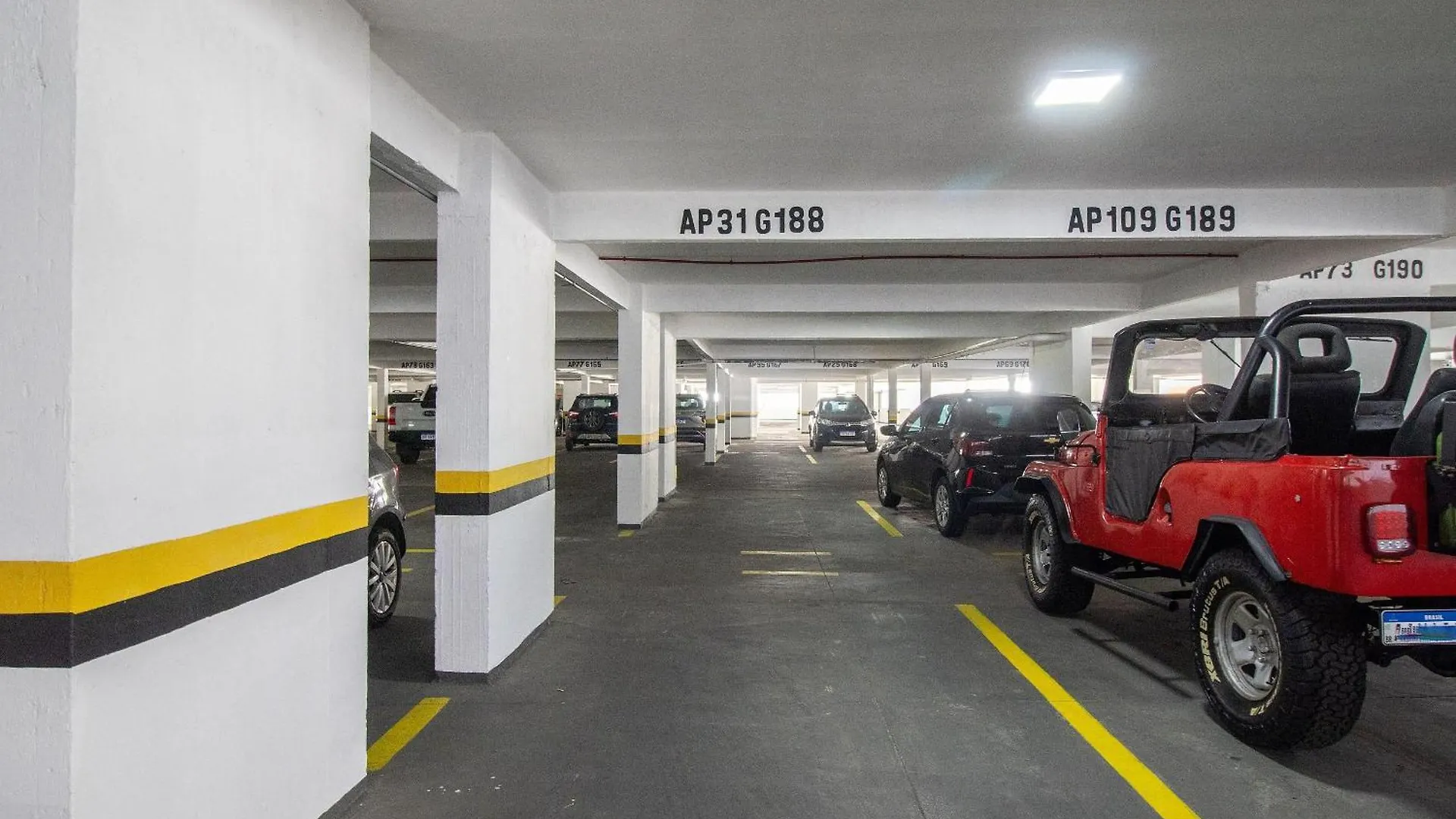 Prg31 - 4 Dr, Prox Ao Shopping Atlantico, Garagem location